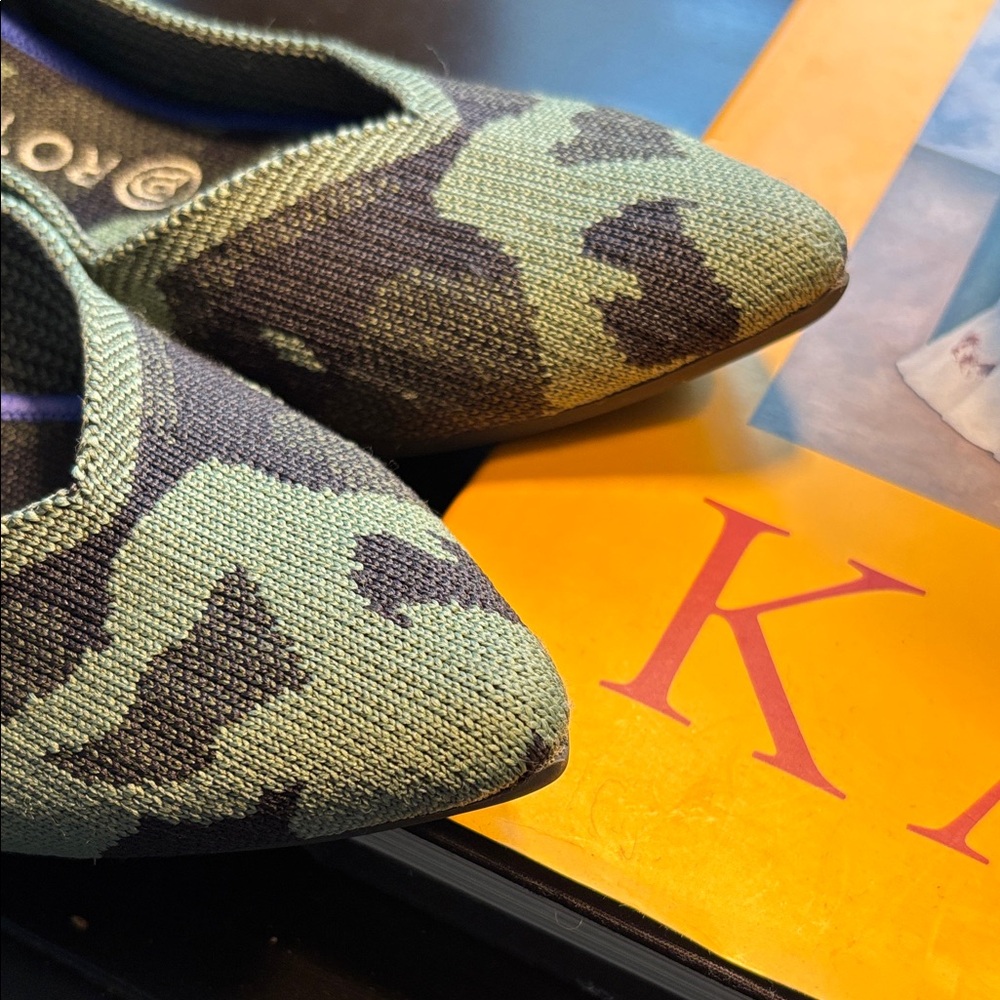 Rothy's Green Camouflage Flats EUC pointy toe - Picture 6 of 8